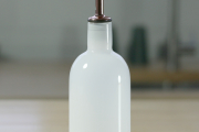 Oil/vinegar bottle